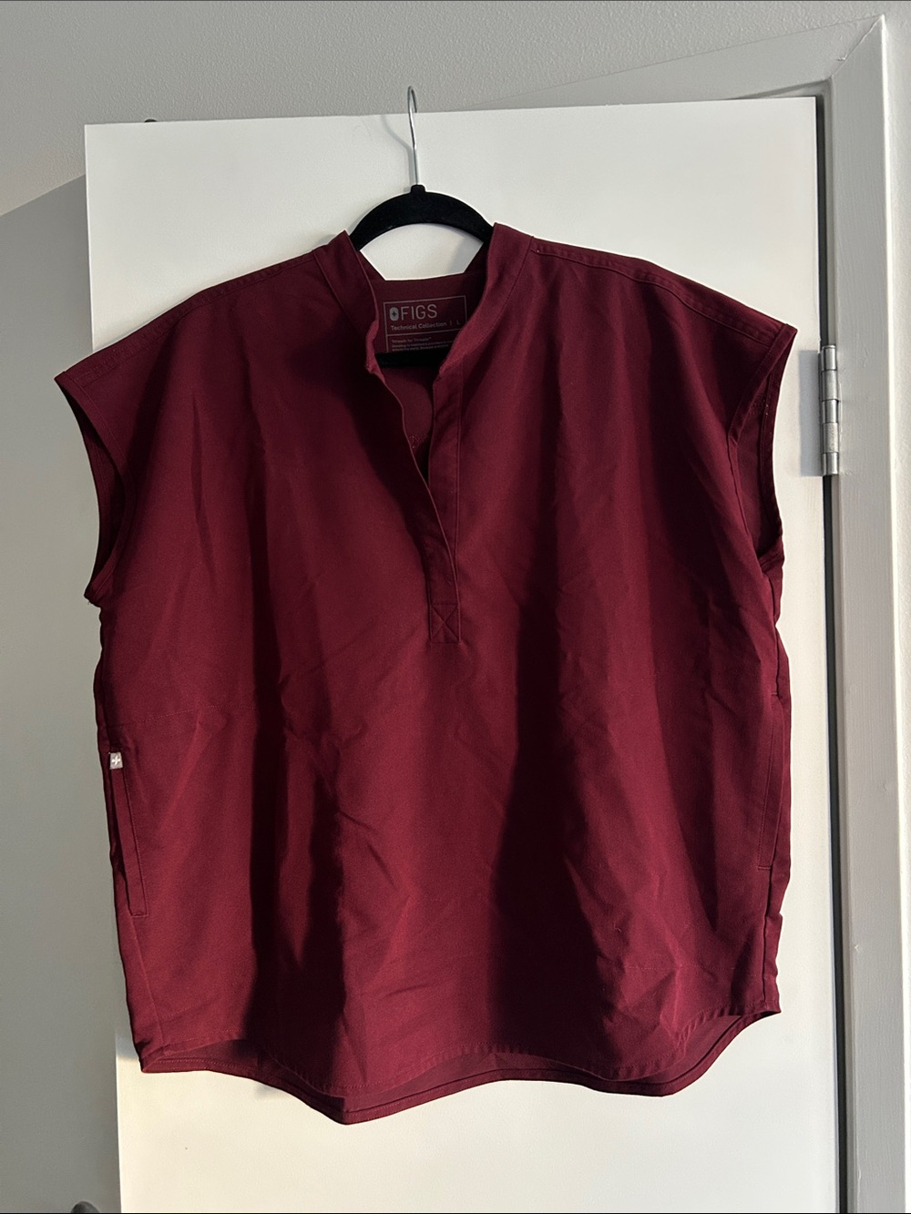 Rafaela Oversized Scrub Top - Picture 3 of 5